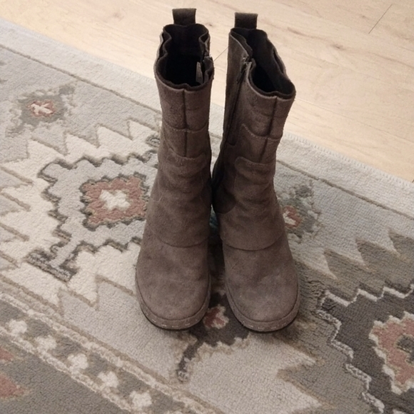 Merrell calf length gray suede boot 7.5 - Picture 3 of 7